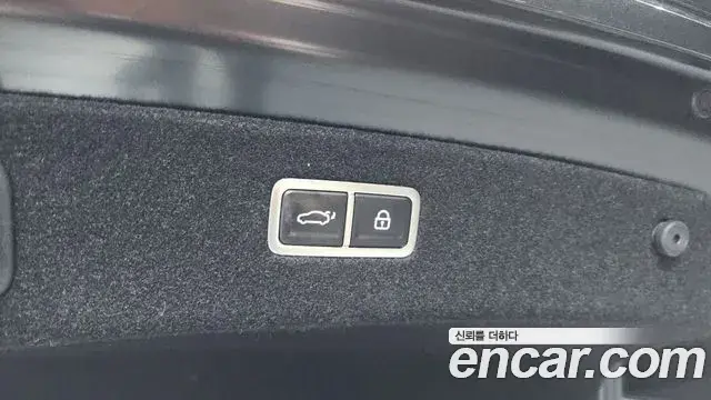 Genesis G90 2022 — Photo 14/20