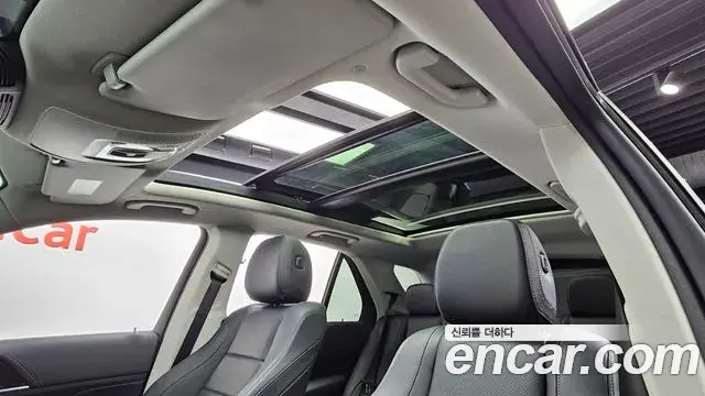 Mercedes-Benz GLE-Class 2022 — ფოტო 2/20