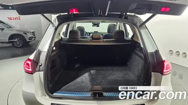 Mercedes-Benz GLE-Class 2022 — ფოტო 5/20