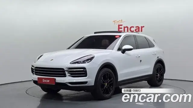Porsche Cayenne 2019 — Фото 1/20