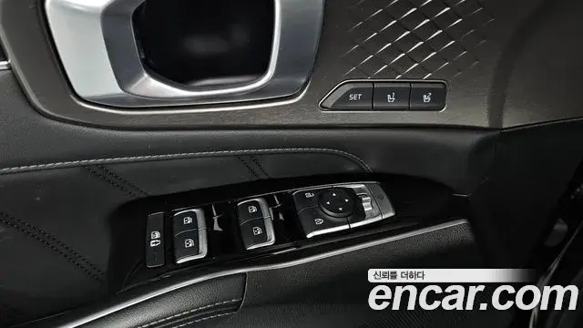 Kia Sorento 2021 — Photo 14/20