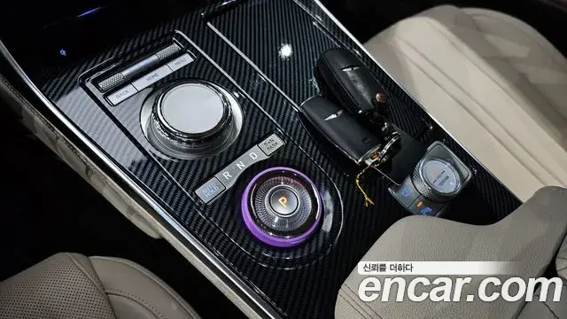 Genesis GV80 2022 — Photo 15/20