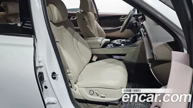 Genesis GV80 2022 — Photo 20/20