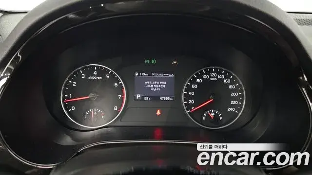 Kia Seltos 2021 — ფოტო 3/20