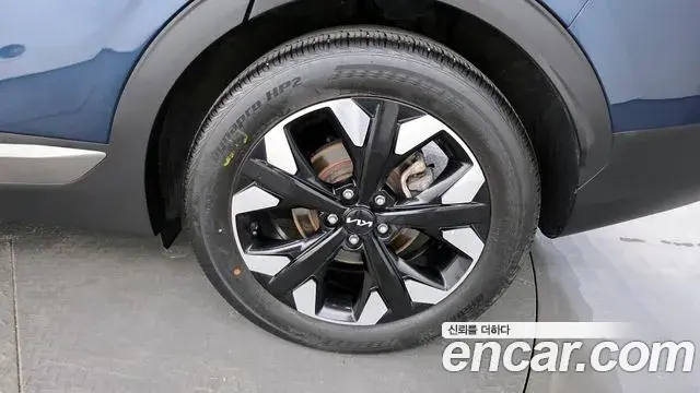 Kia Sportage 2021 — Şəkil 11/20