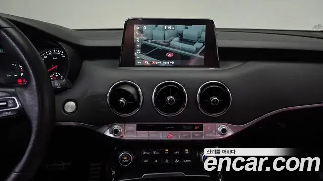Kia Stinger 2018 — Şəkil 6/20