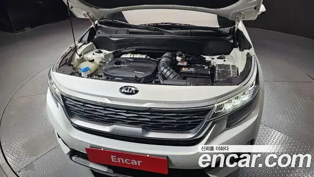 Kia Seltos 2020 — Photo 2/20