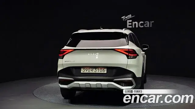 Kia Sportage 2021 — Фото 4/20