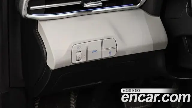Hyundai The New Avante Hybrid 2021 — Photo 10/20