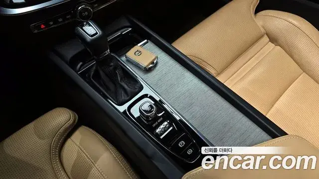 Volvo V60 Cross Country 2020 — ფოტო 11/20