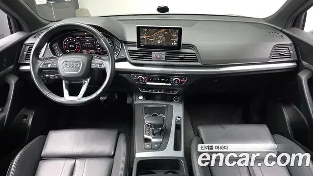 Audi Q5 2020 — Фото 7/20