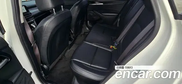 Kia Seltos 2023 — ფოტო 9/20
