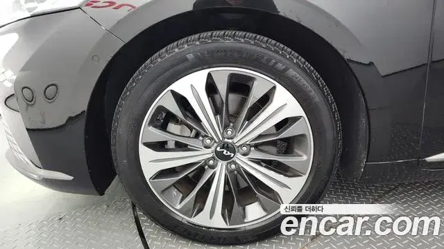 Kia K8 2021 — Photo 19/20