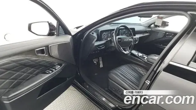 Kia K8 2021 — Photo 12/20