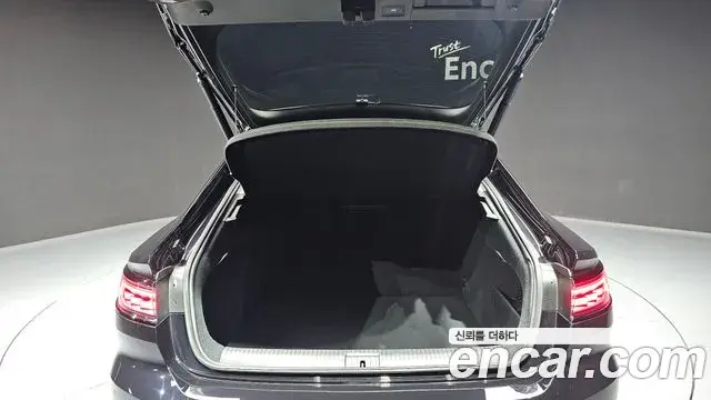 Volkswagen Arteon 2023 — Şəkil 8/20