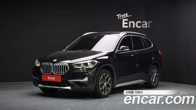 BMW X1 2021 — Şəkil 12/20
