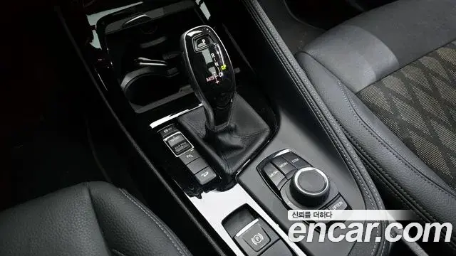 BMW X1 2021 — Şəkil 11/20