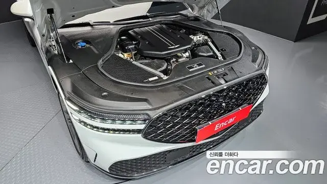Genesis G90 2022 — Photo 15/20