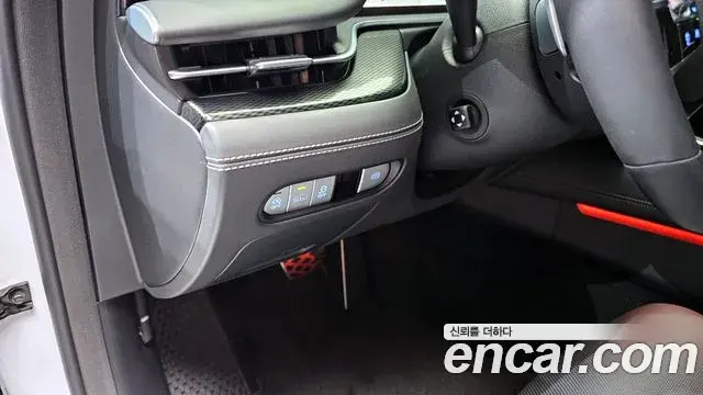 Genesis G90 2022 — Photo 8/20
