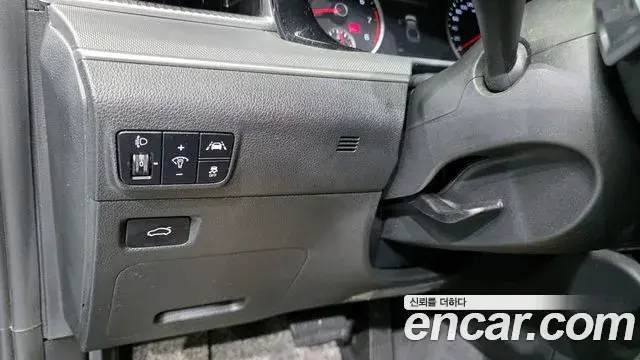 Kia K5 2020 — Şəkil 17/20