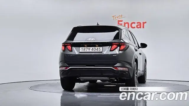Hyundai Tucson Hybrid 2023 — Şəkil 10/20