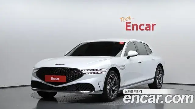 Genesis G90 2022 — Photo 1/20