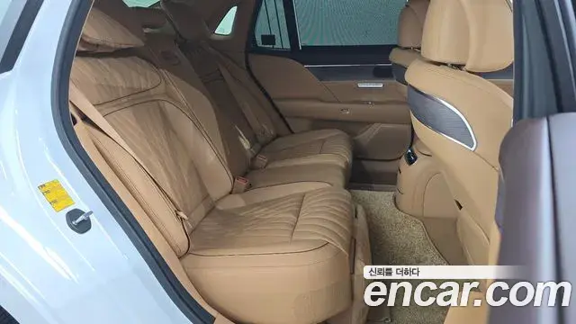 Genesis G90 2022 — Photo 7/20