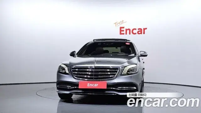 Mercedes-Benz S-Class 2018 — Photo 16/20