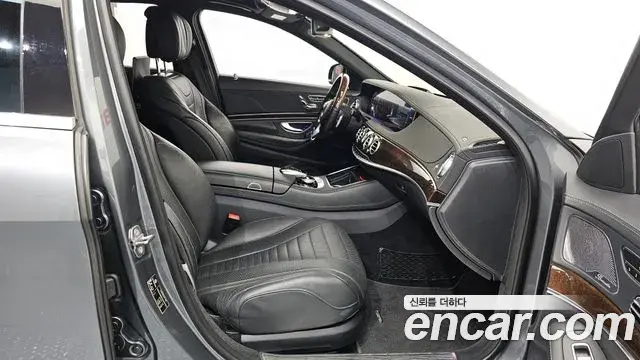 Mercedes-Benz S-Class 2018 — Photo 2/20