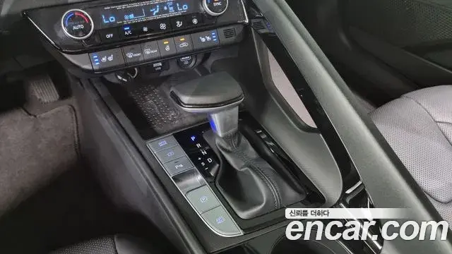 Hyundai The New Avante Hybrid 2020 — Şəkil 17/20