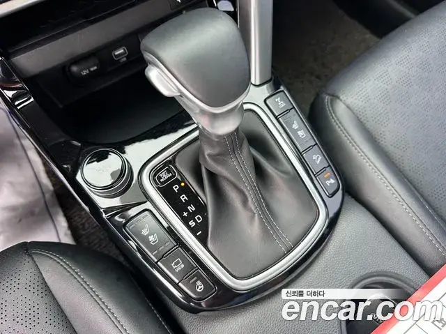 Kia Seltos 2021 — Şəkil 12/20
