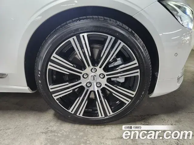 Volvo S90 2024 — ფოტო 7/19