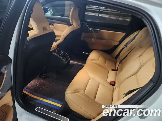 Volvo S90 2024 — ფოტო 8/19
