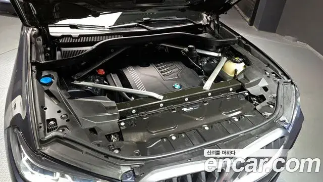 BMW X6 2020 — Photo 9/20