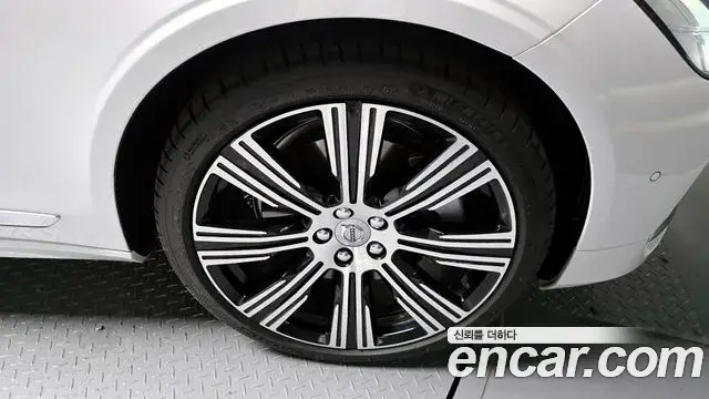 Volvo S90 2024 — ფოტო 17/20