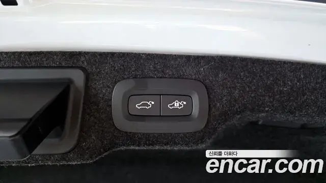 Volvo S90 2024 — ფოტო 18/20