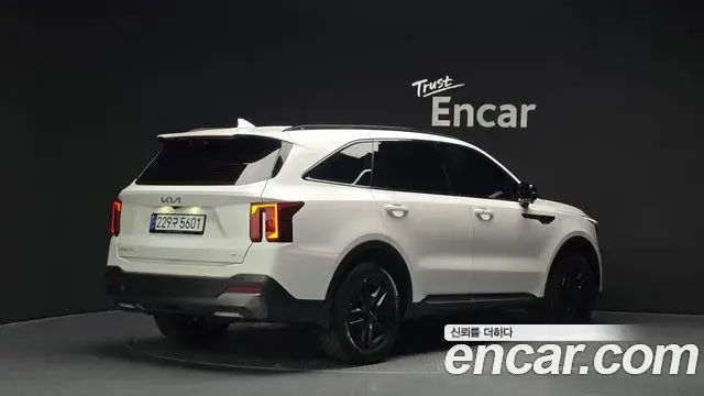 Kia Sorento 2023 — Şəkil 9/20