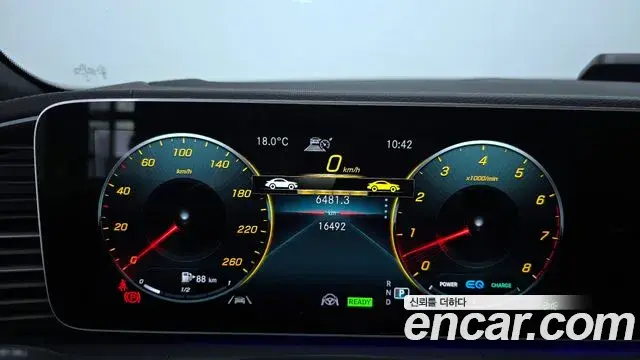 Mercedes-Benz GLE-Class 2023 — Photo 1/20