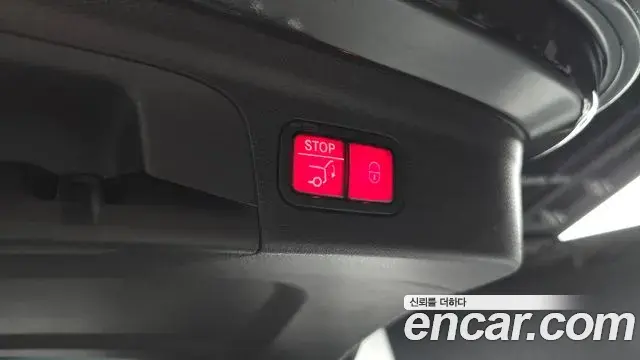 Mercedes-Benz GLE-Class 2023 — Photo 18/20