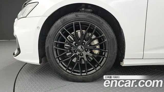 Audi A6 2020 — Şəkil 12/20