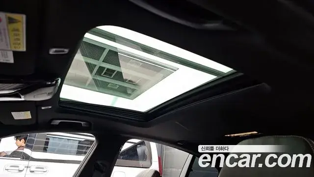 BMW 5 Series 2020 — Photo 19/20