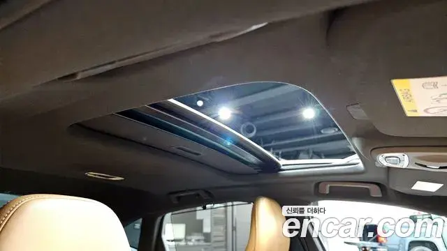 Volvo S90 2019 — Photo 17/20