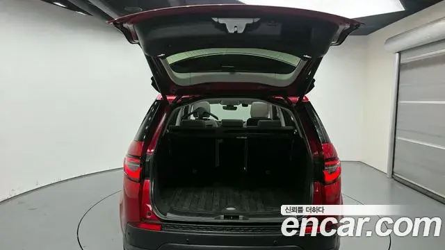 Land Rover Discovery Sport 2022 — ფოტო 19/20