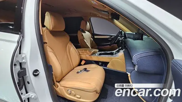 Genesis GV80 2021 — ფოტო 16/20