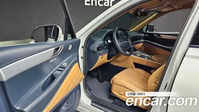Genesis GV80 2021 — ფოტო 19/20