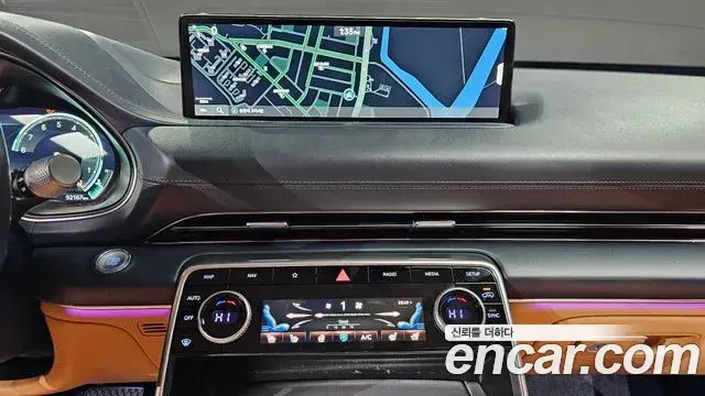 Genesis GV80 2021 — ფოტო 18/20