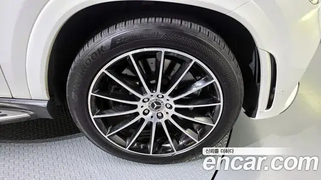 Mercedes-Benz GLE-Class 2022 — Фото 5/20