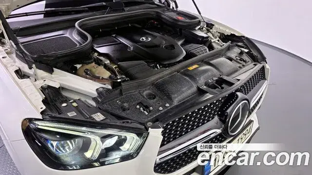 Mercedes-Benz GLE-Class 2022 — Фото 6/20
