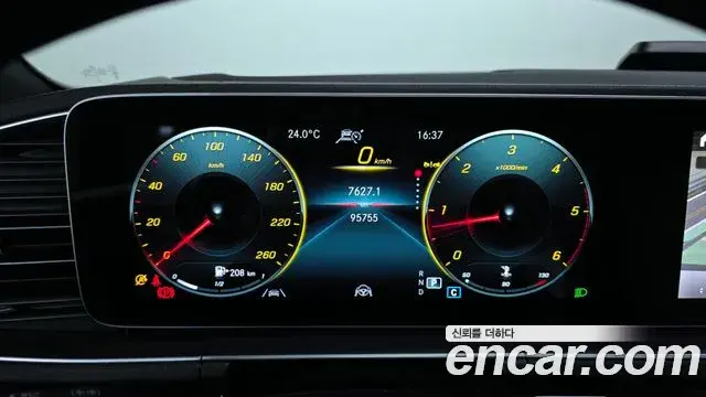 Mercedes-Benz GLE-Class 2022 — Фото 8/20