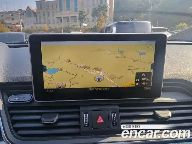 Audi Q5 2020 — Photo 13/20